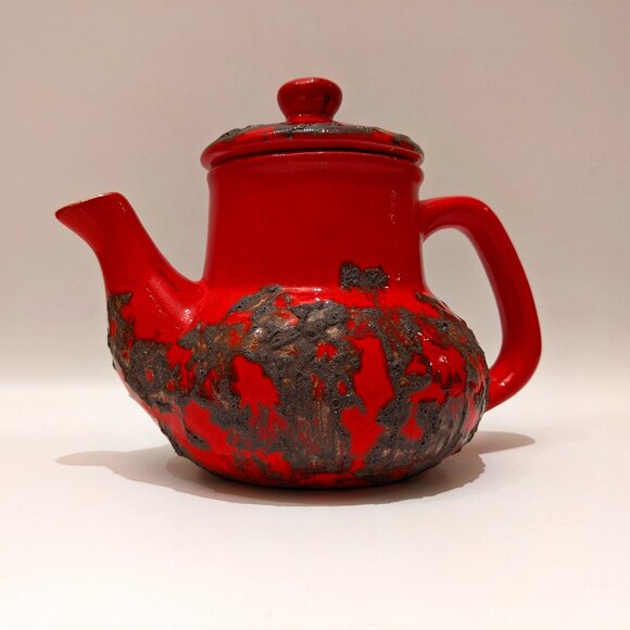 Vintage 60s 70s Red Fat Lava Pottery Teapot - Mid Century MCM Laurentian Pottery - Picture 1 of 11